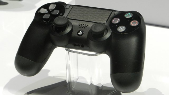 У PlayStation 4 Neo будет обновленный контроллер - Изображение 3 У PlayStation 4 Neo будет обновленный контроллер - Изображение 3