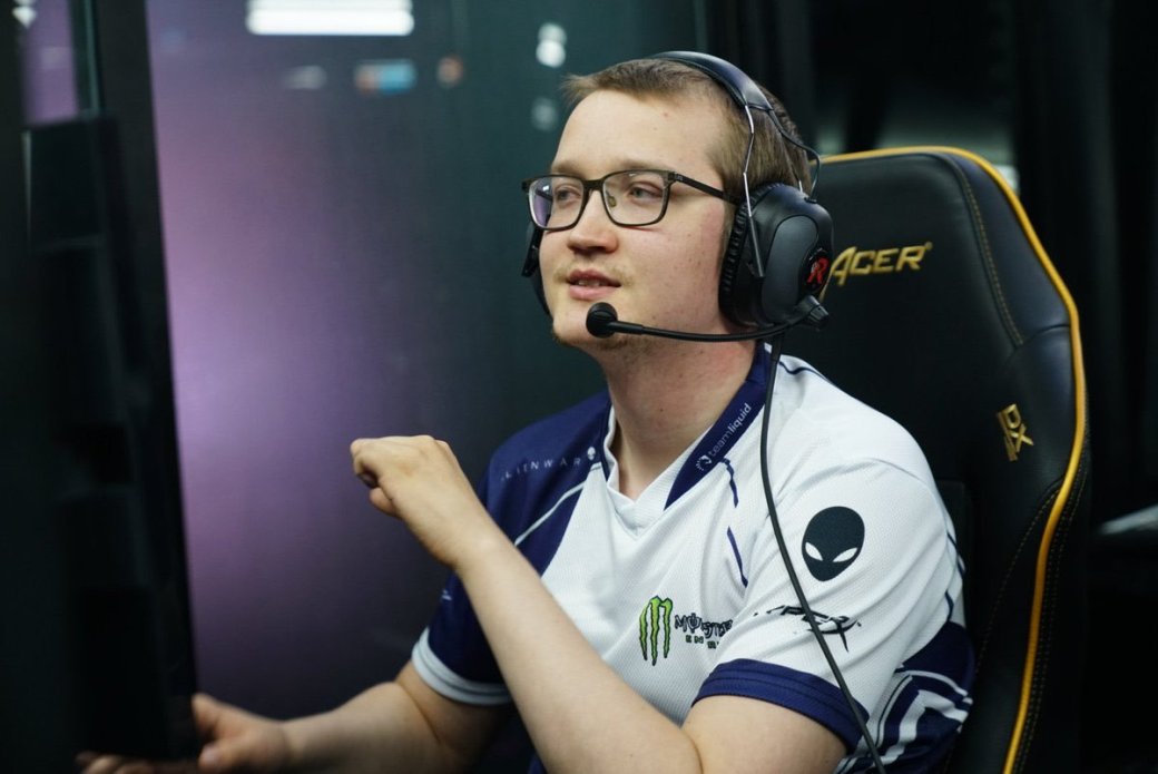 Били всей командой — не убили! Matumbaman на мейджоре по Dota 2 показал, почему Viper — имба | - Изображение 1